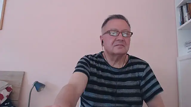 YOU6me online show from 15, 9, 2025