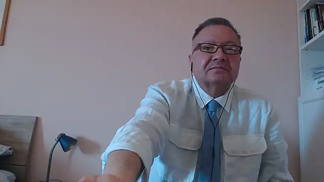 YOU6me online show from 6, 10, 2025