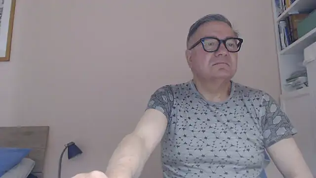 Snapshot of YOU6me chatting on 19, 6, 2026 YOU6me online show from 19, 6, 2026