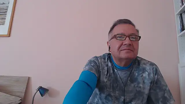 YOU6me online show from 29, 9, 2025