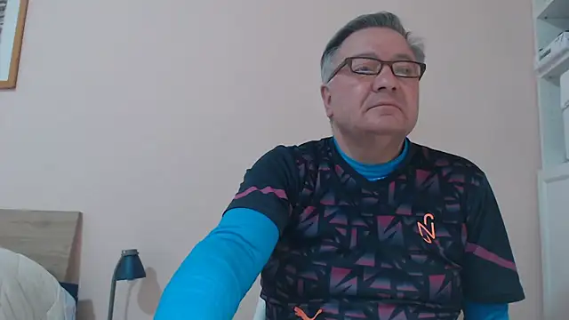 YOU6me online show from 18, 3, 2025