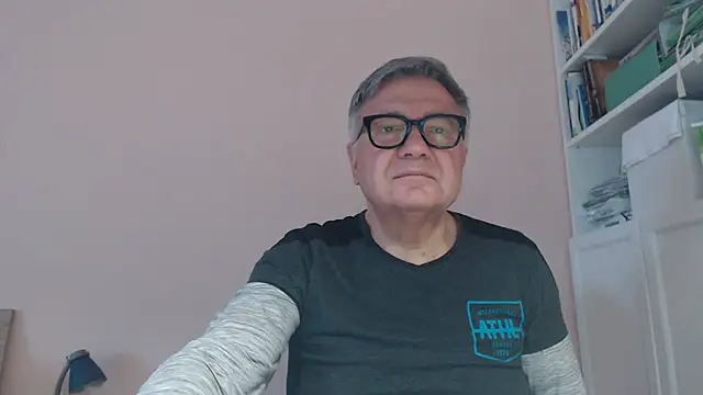 YOU6me online show from 10, 5, 2026