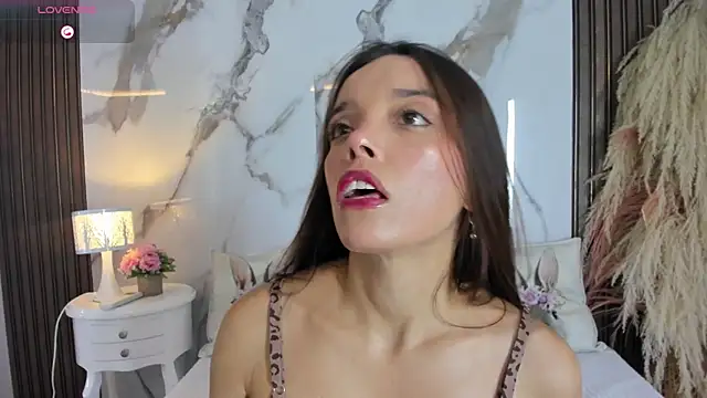 hannahill69 online show from 17, 3, 2026