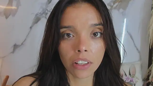 hannahill69 online show from 5, 3, 2025