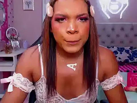 Snapshot of alexa_rodriicum chatting on 5, 11, 2025 alexa rodriicum online show from 5, 11, 2025