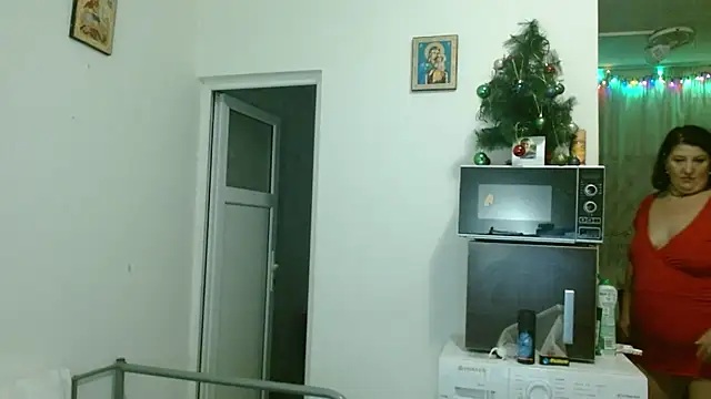 RidemerafSuzana online show from 5, 2, 2025