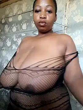 Snapshot of winterqueenx chatting on 11, 2, 2026 winterqueenx online show from 11, 2, 2026