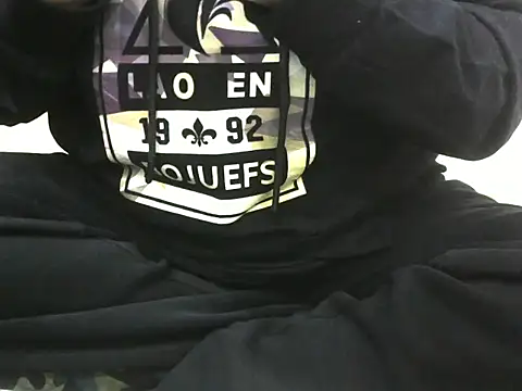 Snapshot of Bold-Radhika chatting on 21, 12, 2025 Bold-Radhika online show from 21, 12, 2025