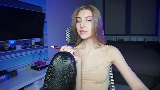 CassiaBlade1 online show from 16, 10, 2025