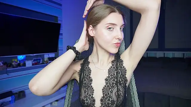 CassiaBlade1 online show from 19, 10, 2025