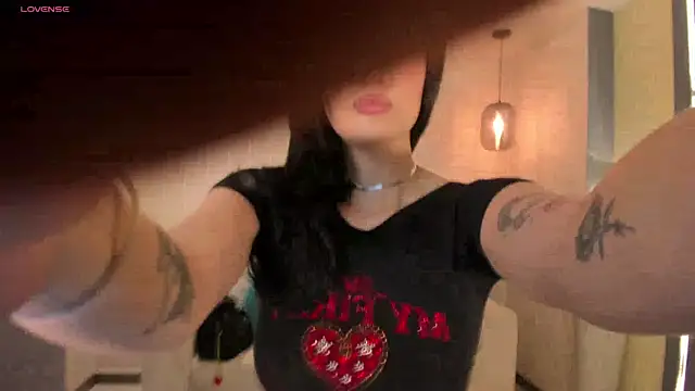 AnaDurant online show from 19, 11, 2025