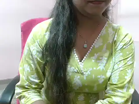 LovingPihu online show from 15, 3, 2025