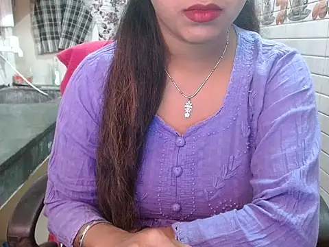 LovingPihu online show from 9, 3, 2026