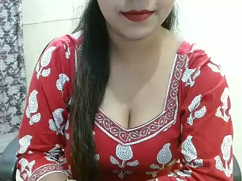 LovingPihu online show from 18, 4, 2026