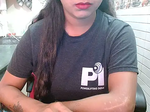 LovingPihu online show from 6, 3, 2026