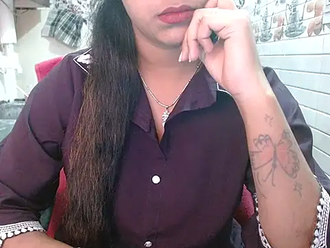 LovingPihu online show from 25, 3, 2026