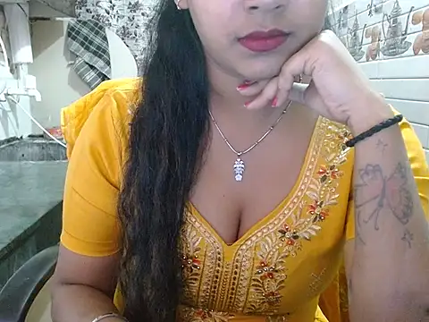 LovingPihu online show from 23, 3, 2026