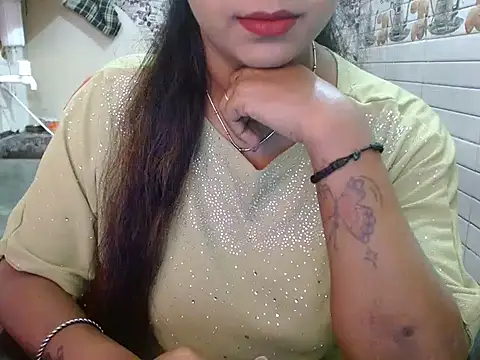 LovingPihu online show from 1, 2, 2026