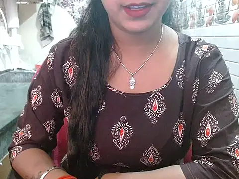 LovingPihu online show from 2, 4, 2026