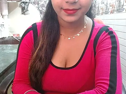 LovingPihu online show from 2, 12, 2025