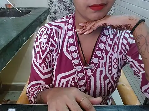 LovingPihu online show from 15, 10, 2025