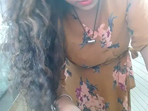 LovingPihu online show from 14, 9, 2025