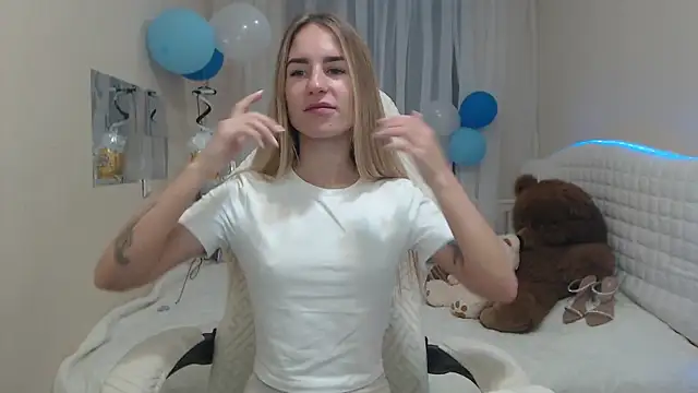 DeboraHorny online show from 3, 10, 2025