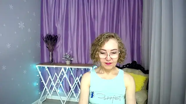 queen a n i online show from 16, 5, 2026