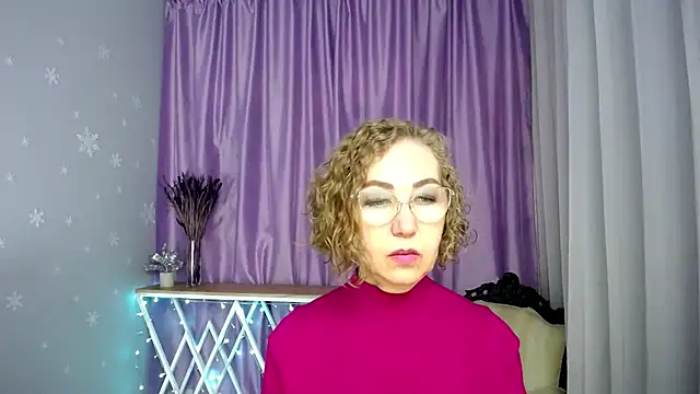 Snapshot of queen_a_n_i chatting on 12, 6, 2026 queen a n i online show from 12, 6, 2026