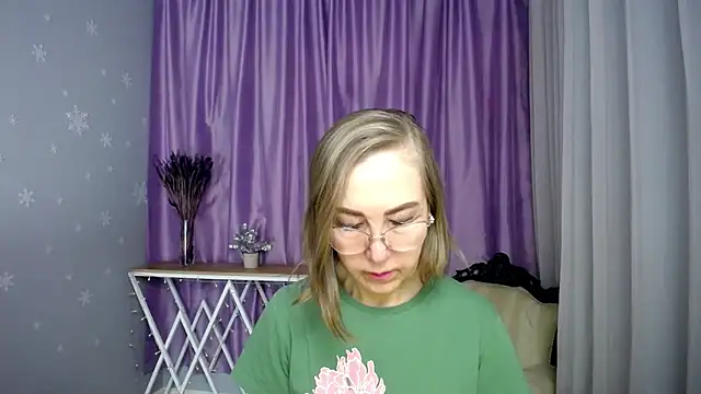 queen a n i online show from 6, 5, 2026