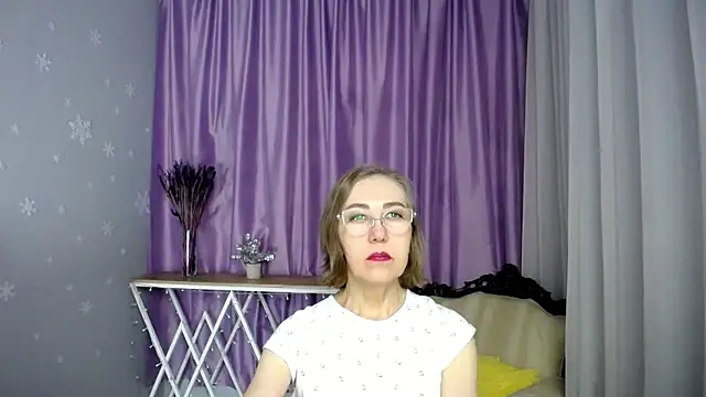 queen a n i online show from 26, 3, 2026