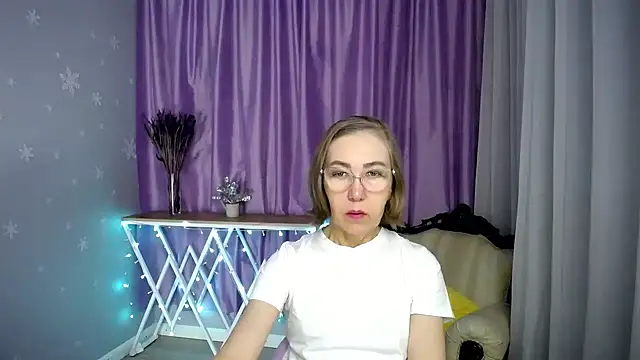 queen a n i online show from 22, 3, 2026