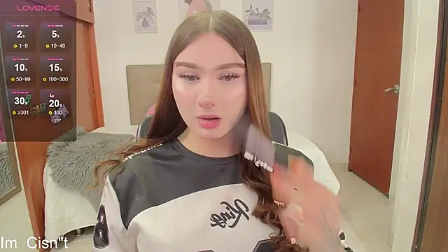 Snapshot of Miley_Baker chatting on 11, 3, 2025 Miley Baker online show from 11, 3, 2025