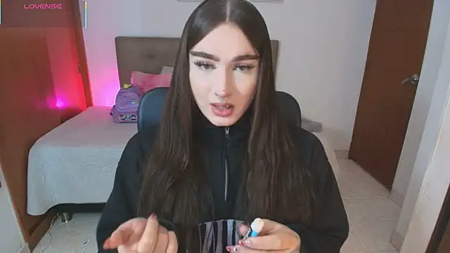 Miley Baker online show from 13, 4, 2026