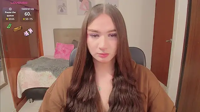 Snapshot of Miley_Baker chatting on 30, 9, 2025 Miley Baker online show from 30, 9, 2025