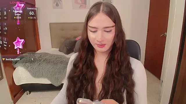 Snapshot of Miley_Baker chatting on 13, 11, 2025 Miley Baker online show from 13, 11, 2025