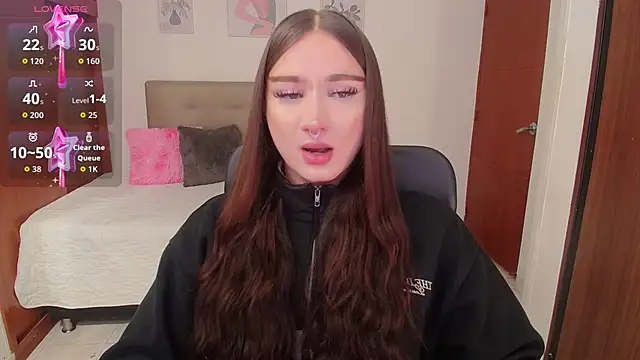 Snapshot of Miley_Baker chatting on 18, 10, 2025 Miley Baker online show from 18, 10, 2025