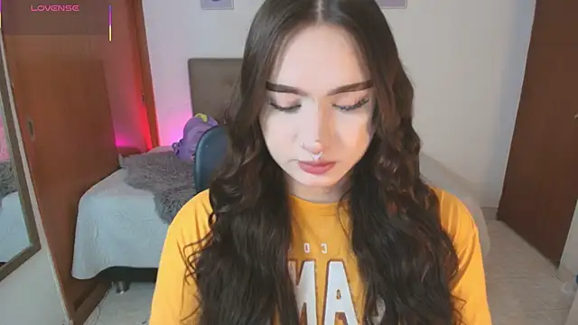 Miley Baker online show from 10, 4, 2026