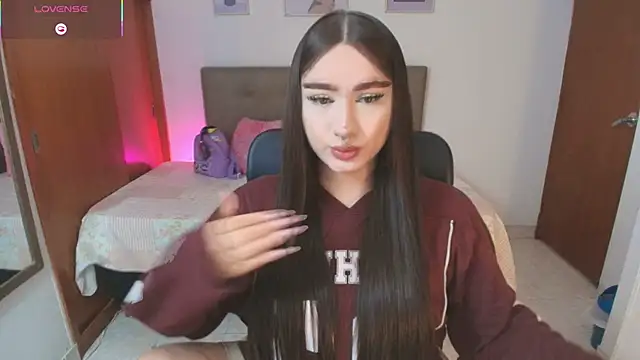 Miley Baker online show from 28, 3, 2026