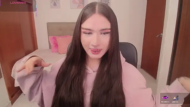 Miley Baker online show from 22, 12, 2025