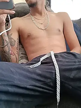 Yanwoods420 online show from 25, 6, 2026