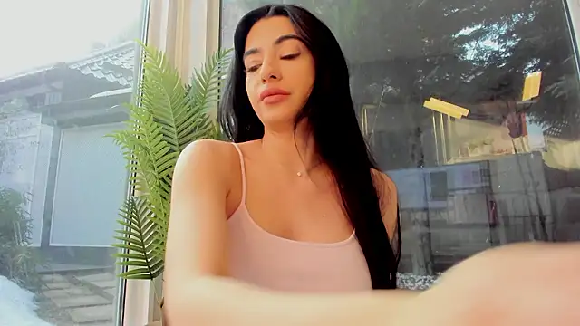 Naila18 online show from 4, 3, 2026