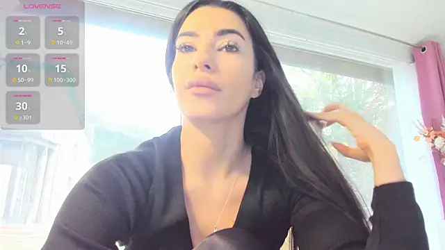 Naila18 online show from 18, 10, 2025