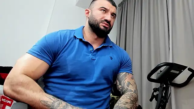 Snapshot of MuscleJohn chatting on 30, 1, 2025 MuscleJohn online show from 30, 1, 2025