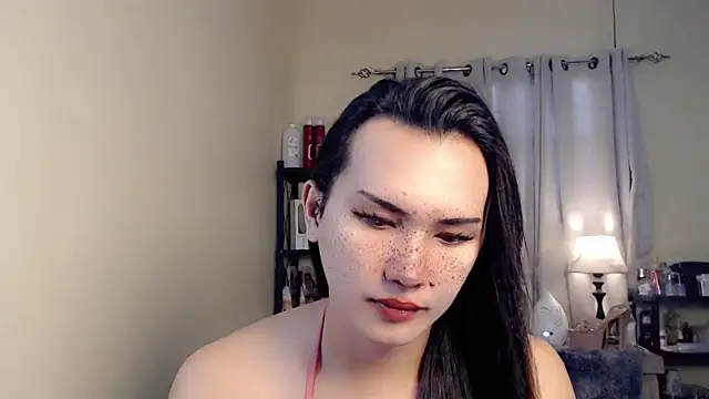 beatrice 21 online show from 7, 10, 2025