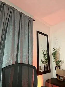 kem hott online show from 5, 3, 2026