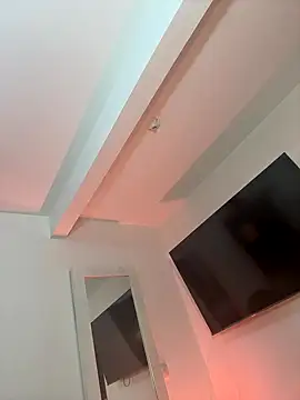 kem hott online show from 5, 10, 2025