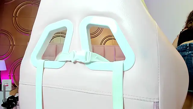 Snapshot of valeriaa19 chatting on 23, 2, 2025 valeriaa19 online show from 23, 2, 2025