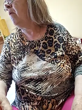 Snapshot of Margaret-milf chatting on 2, 5, 2026 Margaret-milf online show from 2, 5, 2026