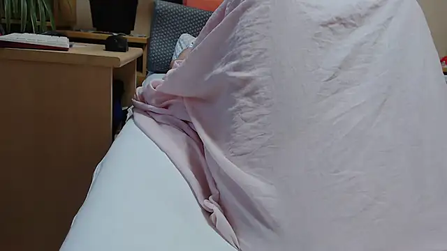 Margaret-milf online show from 15, 6, 2026